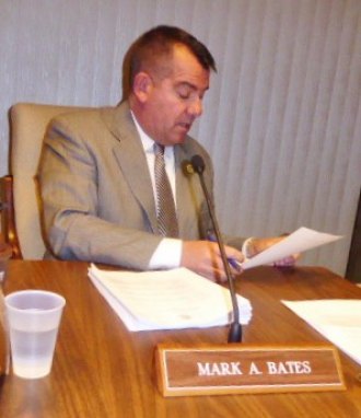 Councilman Assists Following Friend's OD, Sets Good Example Councilman Assists Following Friend's OD, Sets Good Example
